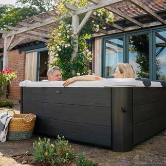 Vírivky, ktoré si zamilujete: MSpa Oslo a Tribeca teraz za top ceny